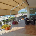 Отель Grand L'approdo 4*