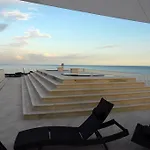 Grand L'approdo