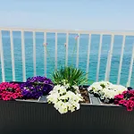 Отель Grand L'approdo Террачина
