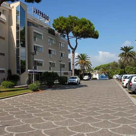 ホテル Grand L'approdo