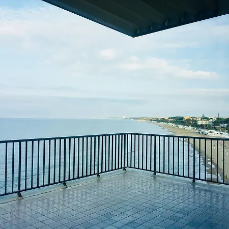 Grand L'approdo