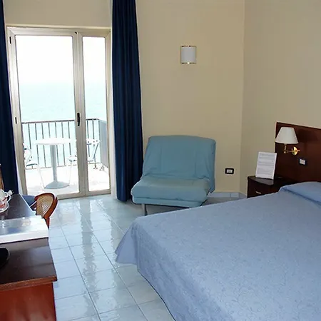 Ξενοδοχείο Grand L'approdo